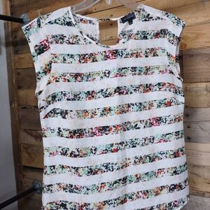 The limited Ladies top